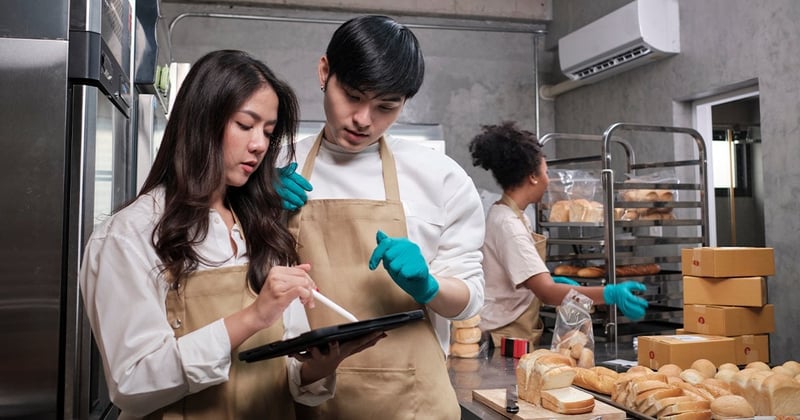 The Modern Restaurant in the Sensing-as-a-Service Landscape